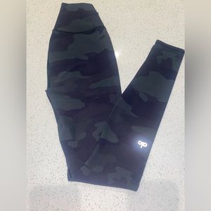 Alo Yoga High Waist Camp Vapor Legging